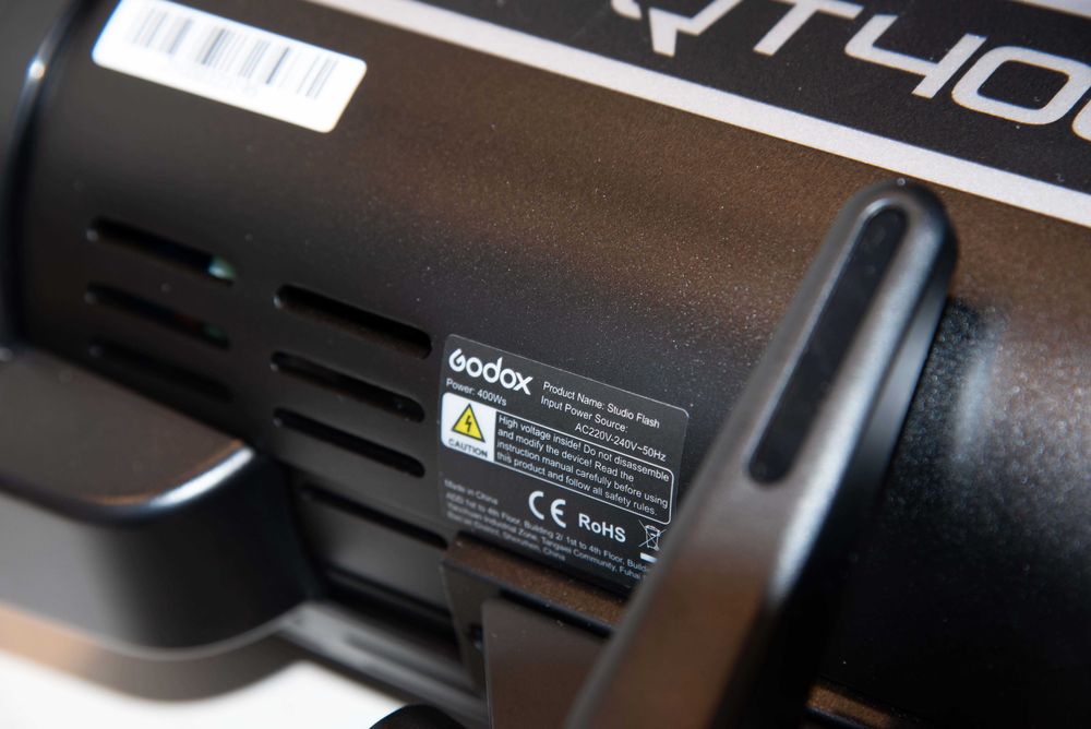 НОВЫЕ Студийные вспышки Godox QT400 II M - 3 штуки