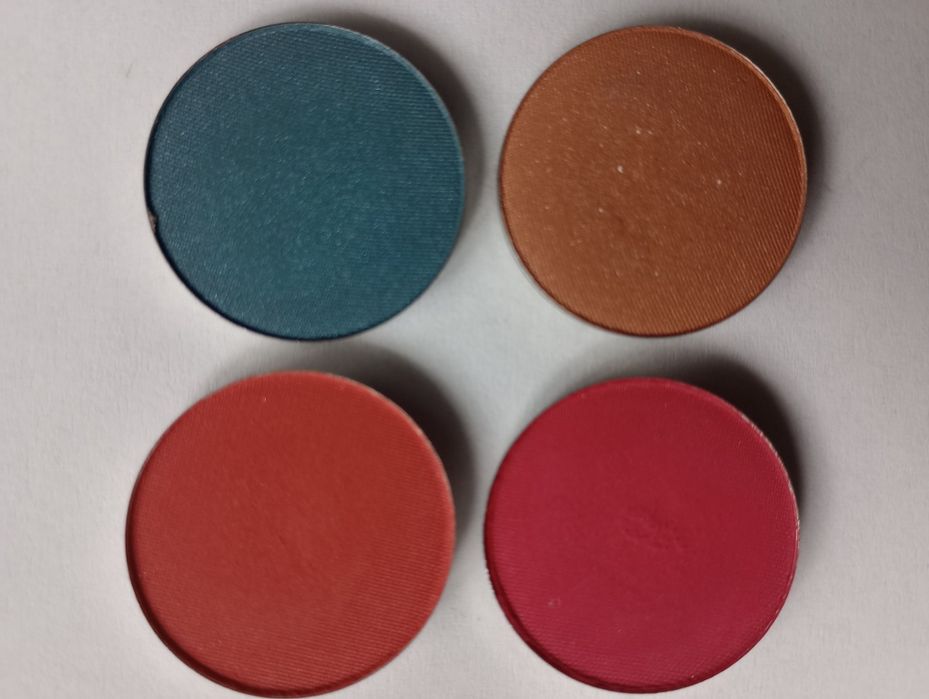 Cienie Inglot i Kobo
