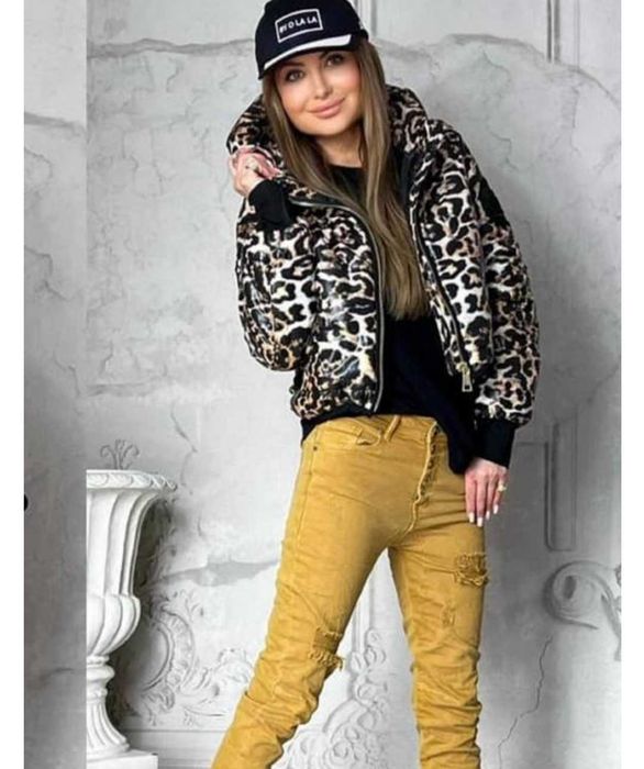 Spodnie jeansowe By o la la musztardowym kolorze Nowe SML