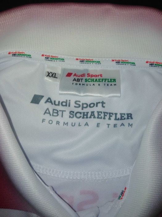 Audi Sport. Polo homem oficial