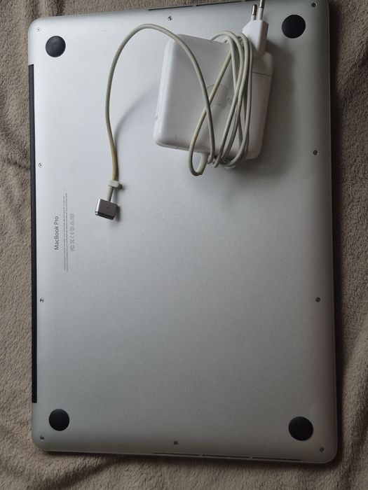 MacBook Pro 15" Retina (2015) | i7 • 16GB RAM