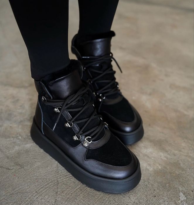 Чоботи черевики угг  ботинки 39 натуралтна шкіра