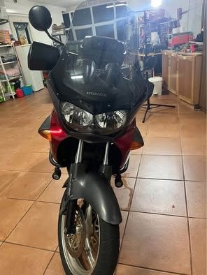 Vendo Honda Varadero 1000 de ano 2000