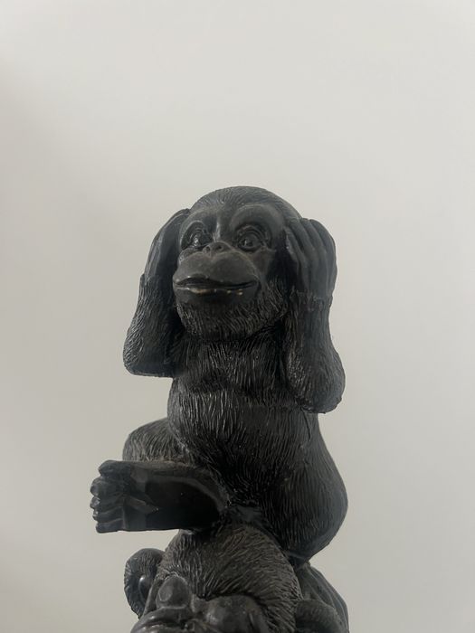 Estatua de figuras macacos cego surdo e mudo
