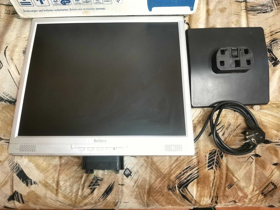 Монитор 17 дюймов Belinea 101728 под восстановление разьемы DVI-VGA
