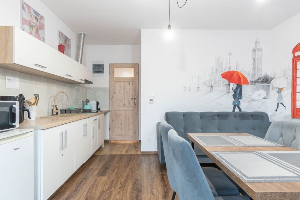 Apartament-mieszkanie z balkonem,parking,pralka Zakatki Swiata