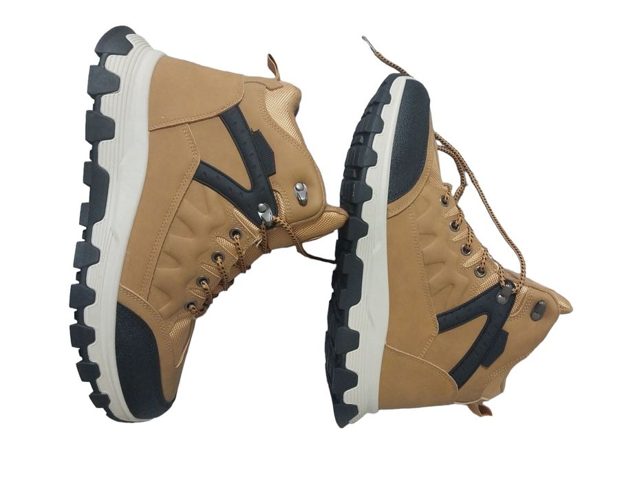 Sapatilhas Novo ,sem uso , Tamanho 44