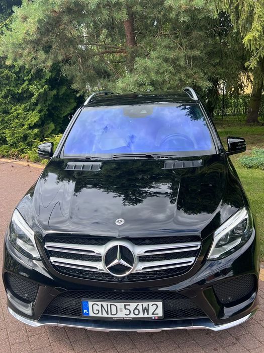 Mercedes-Benz GLE Mercedes-Benz GLE 300d AMG Line | W166 | 3.0 V6 2987 cm³ | 4MATIC |