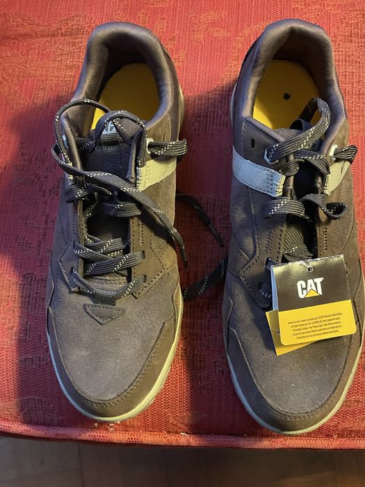 Tenis Caterpillar 41 nunca usados