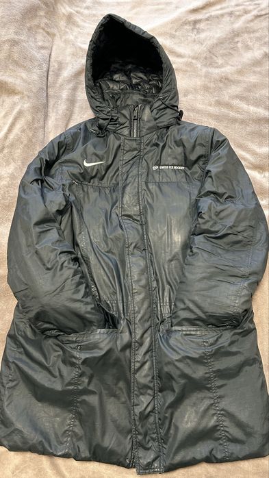 Зимова куртка Nike