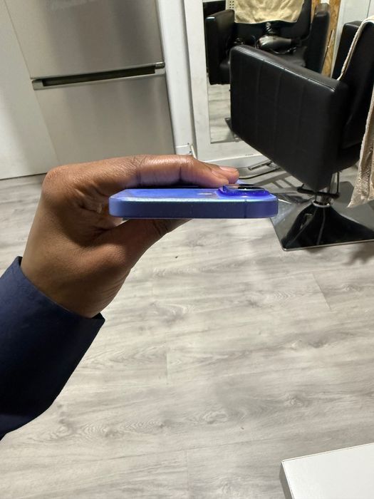 iPhone 16 - Azul