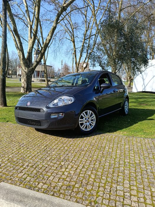 1.3 MultiJet 95cv 2017 Nacional • Económf
Fiat Punto 1.3 MultiJet 95cv 2017 Nacional • Ec