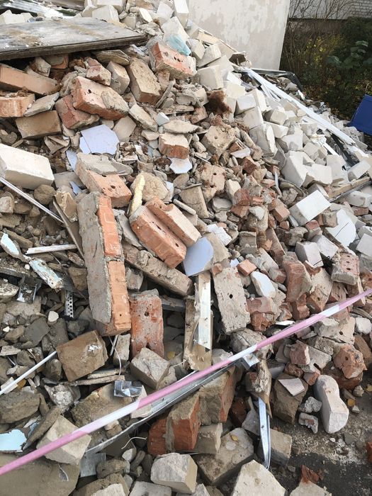 Вивіз будівельного сміття