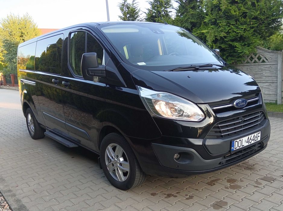 Tourneo Custom 2.2 155KM L2H1 bezwypadkowy zarejestrowany