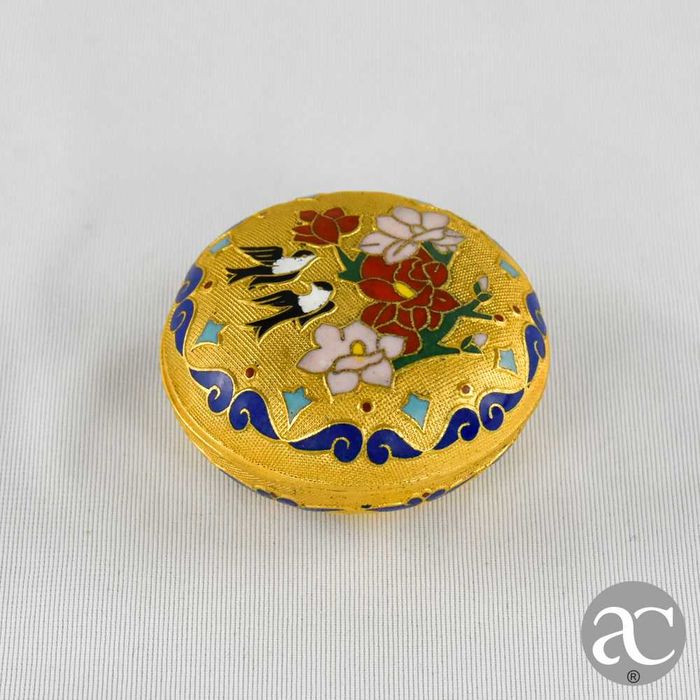 Caixa redonda em cloisonné, China, circa 1950
