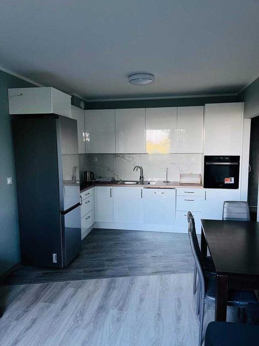 Mieszkanie do wynajęcia 55m2 / 3 pokoje / Jelcz-Laskowice / Winda + komórka lokatorska