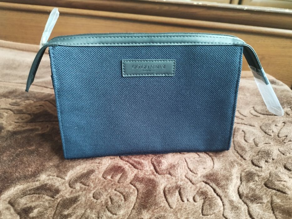 Nowa kosmetyczka Giorgio Armani