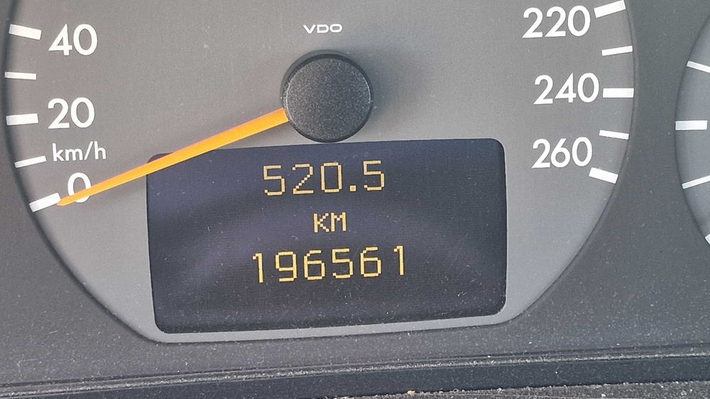 Mercedes Benz, DaimlerChrysler D Kombi 2002