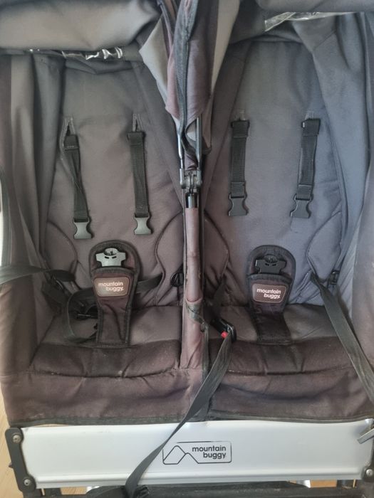 Wózek podwójny Mountain buggy plus śpiworki