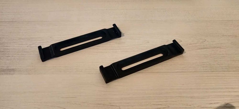 Держатели автомобильного номерного знака (комплект из двух штук)