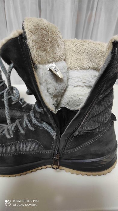 Ботінки жіночі Lowa.37