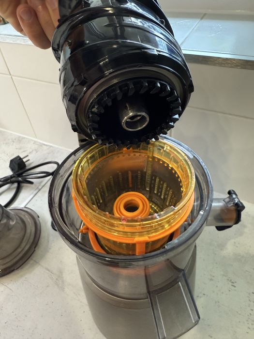 Szprzedam wyciskarke wolnoobrotowa Koliber