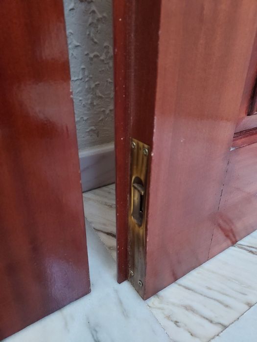 3 Portas Madeira Interior Mogno e Vidro