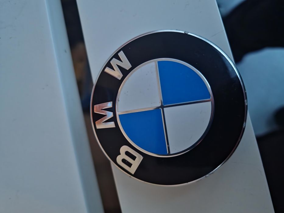 Tampa de jante BMW original.