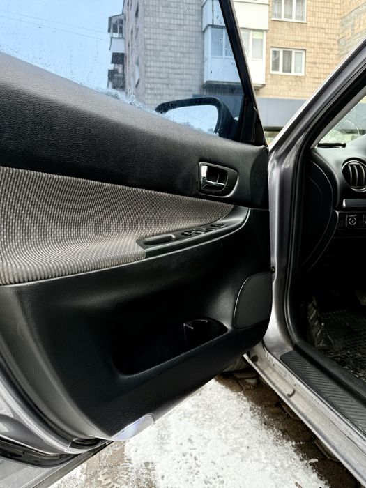 Автомобіль Mazda 6 2005