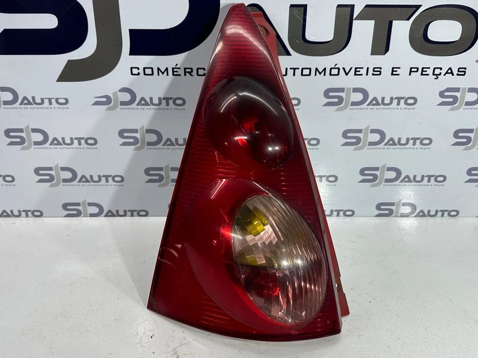 Farolim Direito / Esquerdo - Peugeot 107 (2008)