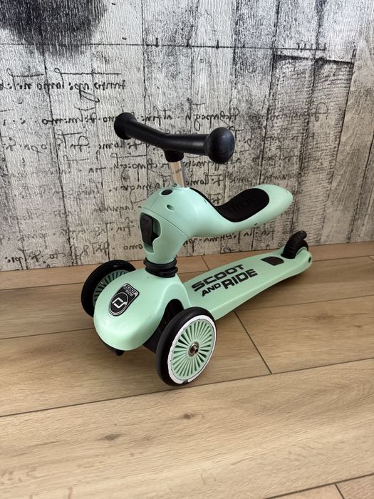 Hulejnoga scoot and ride