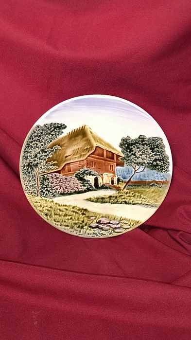 Talerz ozdobny sygnowany