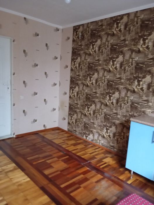 сдам  комнату  в  2х камк. кв.