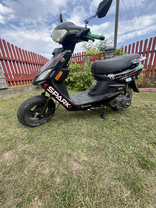 скутер Spark 125 стан як на фото