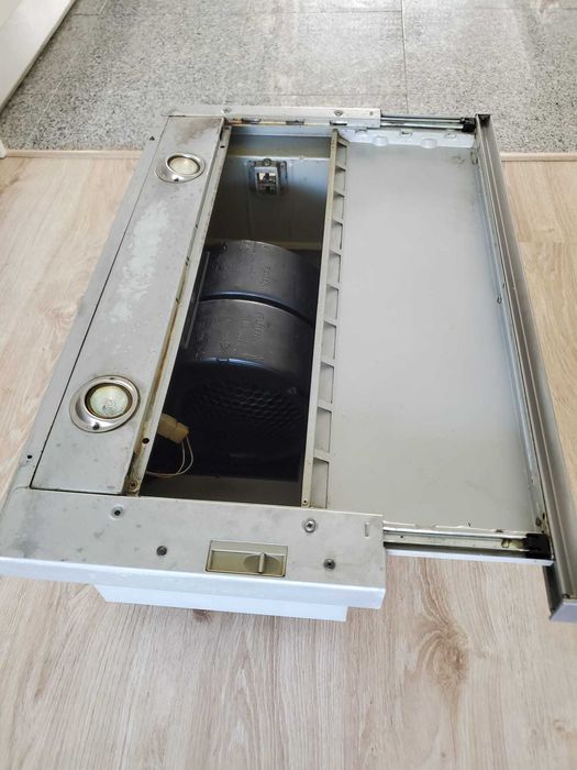 Exaustor SMEG KSET66 Telescópico, 60 cm, aço inox