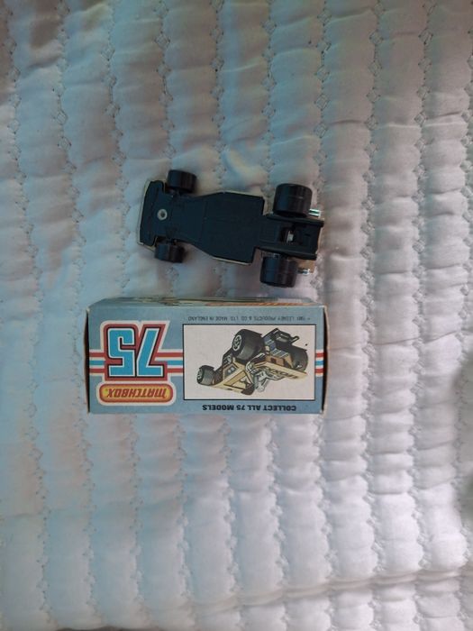 Matchbox novo na caixa 28 formula racing car