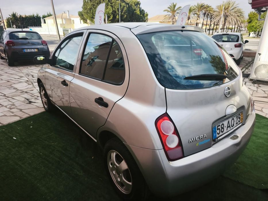 Nissan Micra 1.0 Emotion AC foto 3