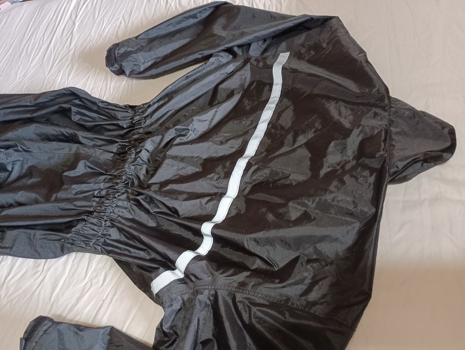 Fato impermeável para motard/ Top, em preço  de saldo