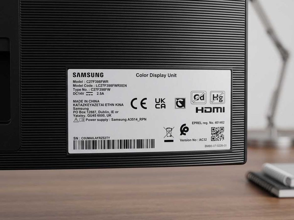 Samsung 27" Curved Monitor Full HD (C27F398FWR) – Excellent Condition