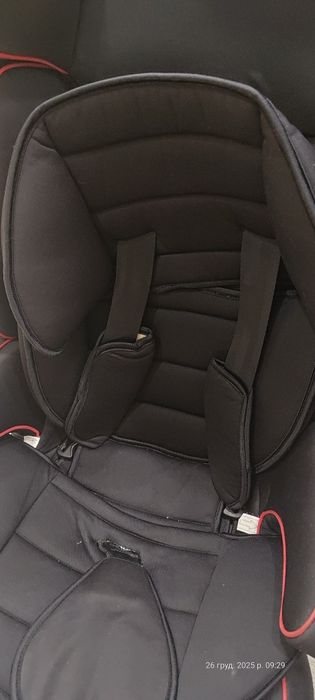 Дитяче автокрісло