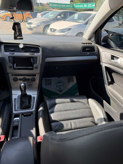 Продам Volkswagen Golf 2014 рік можлива розстрочка,кредит,обмін!
