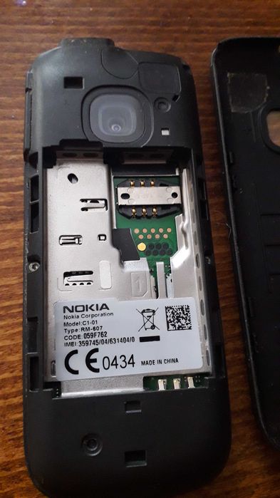 Nokia C1-01 мобильный телефон