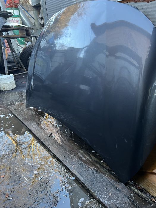 Maska przednia Toyota Corolla E21