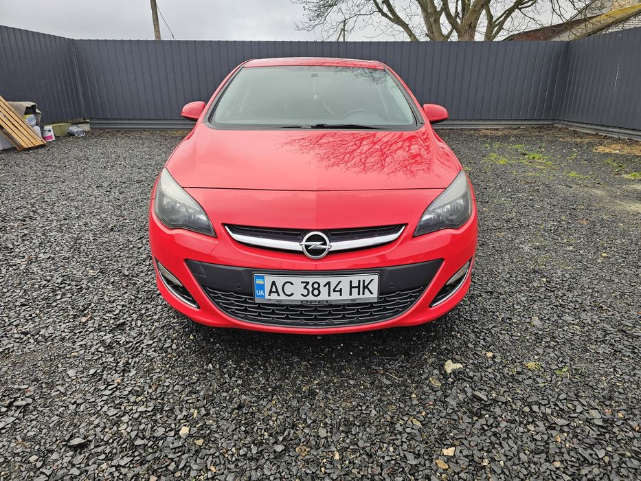 Opel Astra J 2013 1.7d