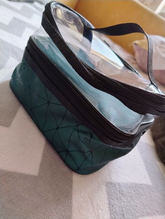 Косметичка велика