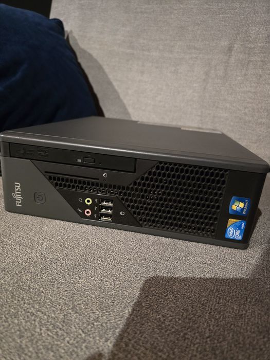 Komputer Fujitsu ESPRIMO C5731 E-STAR5