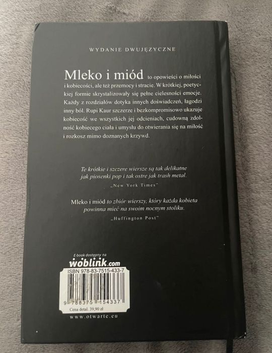Mleko i miód Rupi Kaur