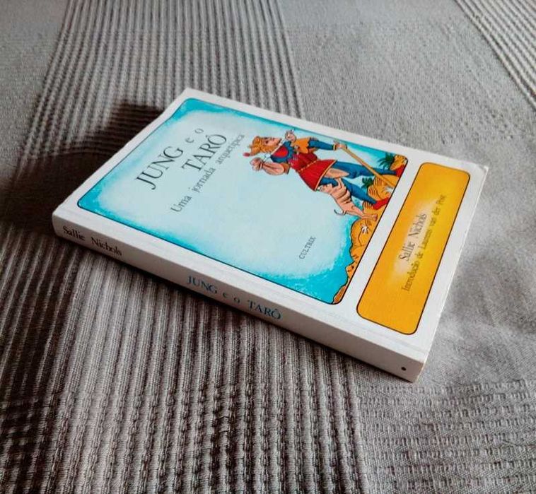 " JUNG e o TARÔ : Uma Jornada Arquetípica ,,, "