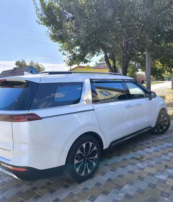 Kia Carnival 2021