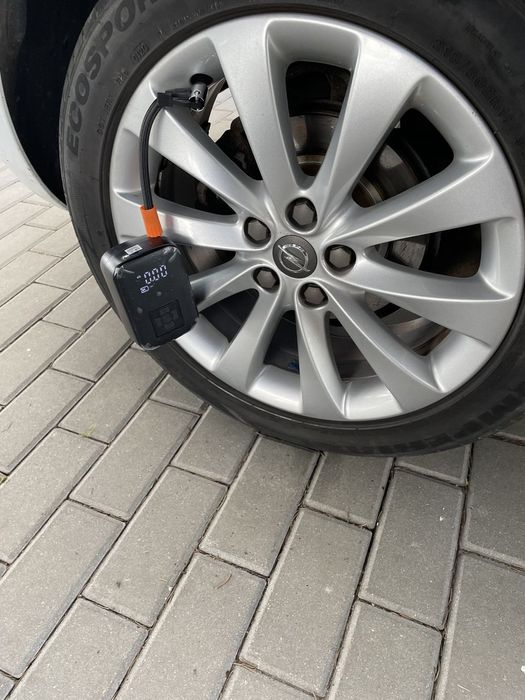 Pompka elektryczna do kół roweru | samochodu | motocyklu